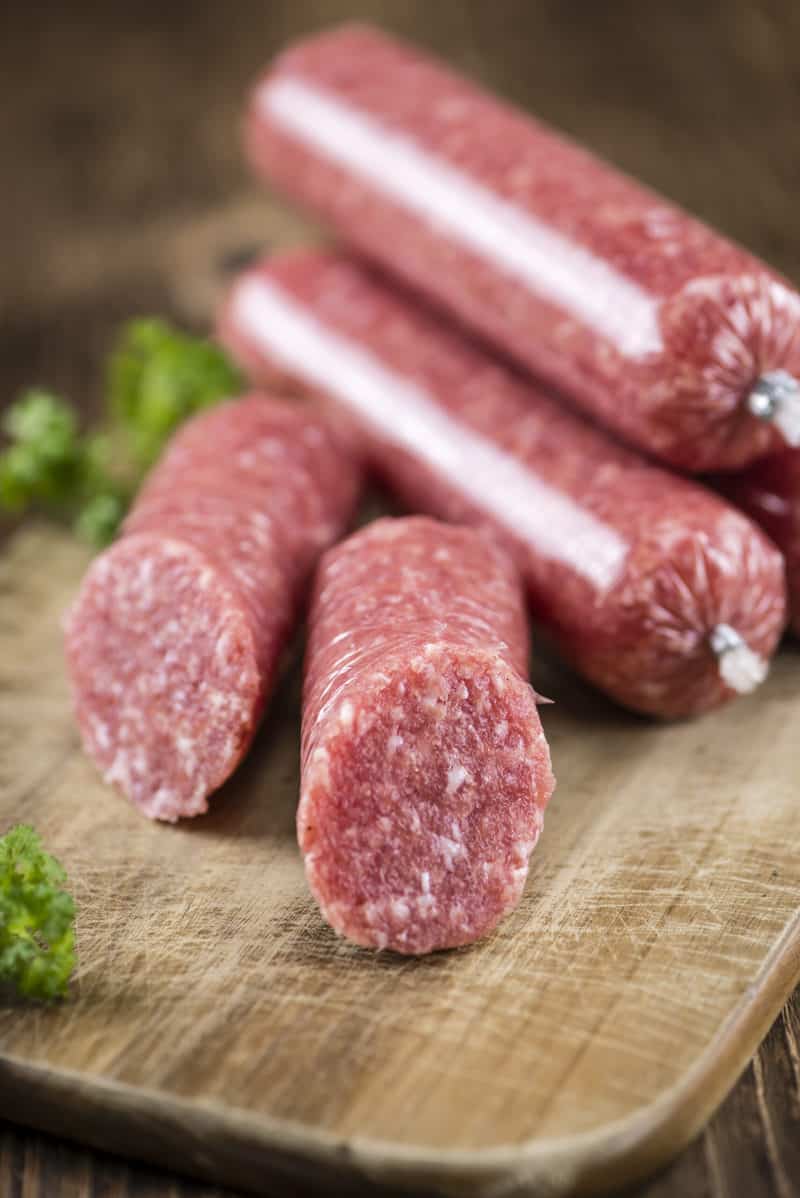 Alles zur Haltbarkeit von Mettwurst! Ist sie abgelaufen oder schlecht?