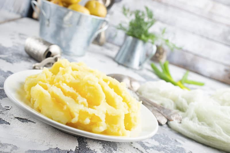 Hähnchen Beilagen: Das passt am besten - inkl. Getränke &amp; Sauce