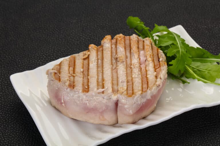 Haltbarkeit von frischem Thunfisch und Thunfisch aus der Dose