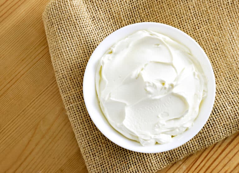 Schmand-Ersatz: Die besten Alternativen zum Ersetzen - foodwissen.de