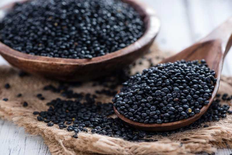 Schwarzes Gemüse: 8 leckere Sorten (mit vielen Bildern)