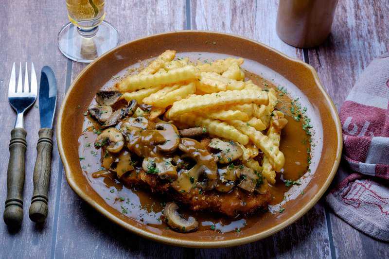 Jägerschnitzel Beilagen Das passt inkl. Getränke & Sauce foodwissen.de