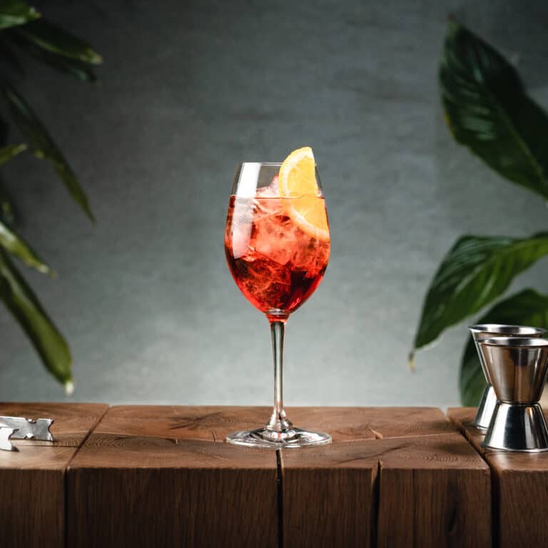 Angostura Bitter Ersatz 8 spritzige Alternativen zum Ersetzen