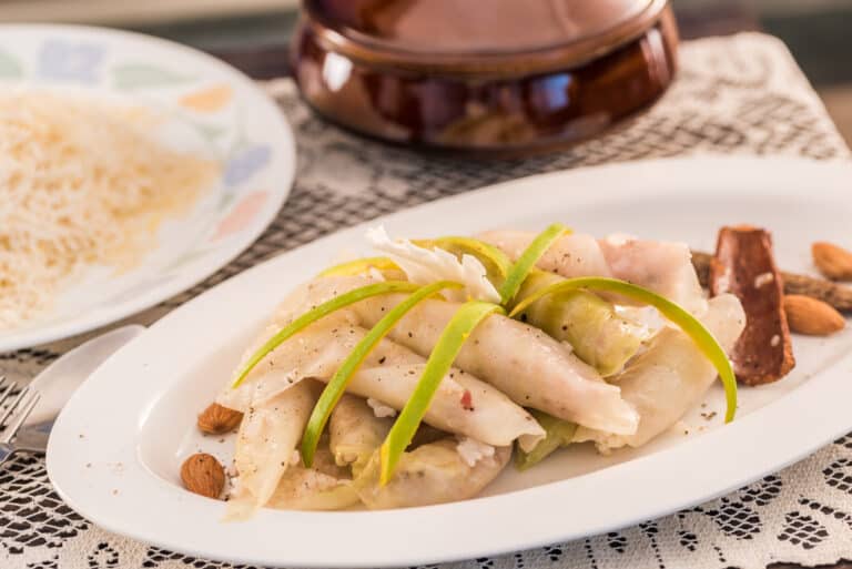 Libanesisches Essen: 8 leckere Gerichte der libanesischen Küche Libanesisches Essen: 8 leckere Gerichte der libanesischen Küche