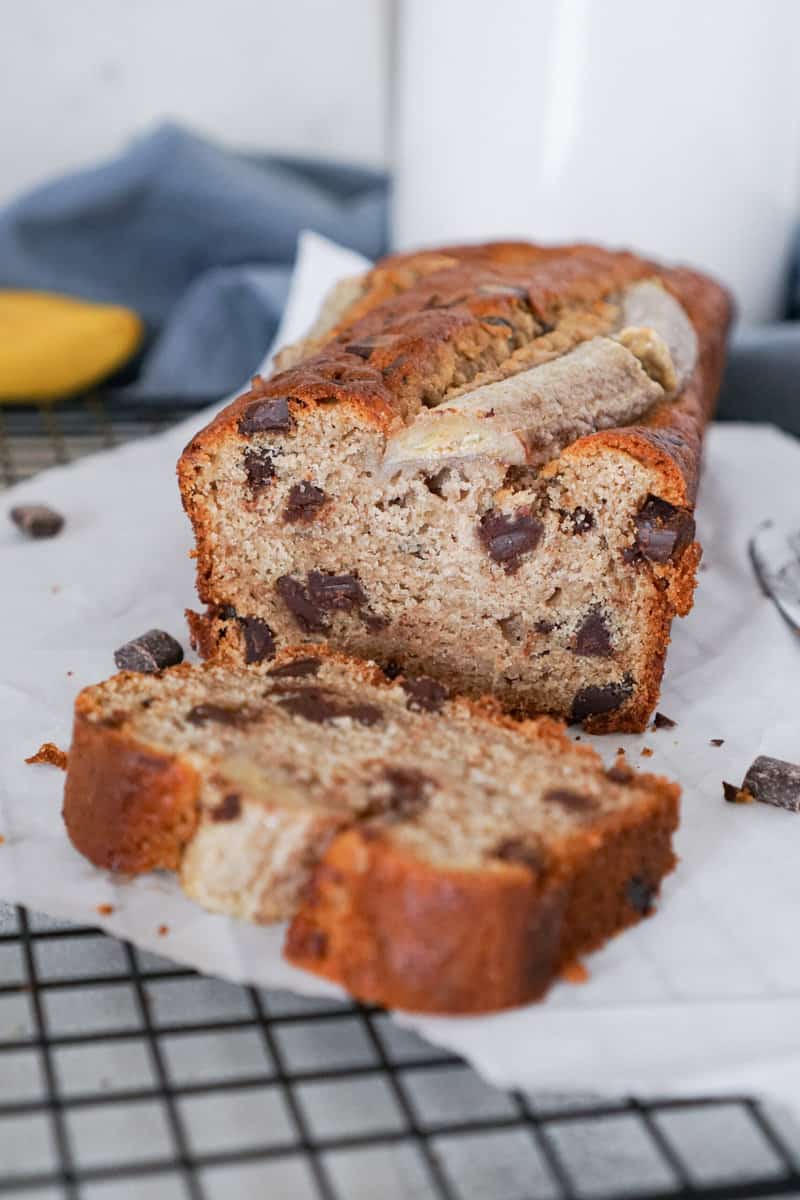 Leckeres Bananenbrot mit Schokolade (Rezept mit Bildern) - foodwissen.de