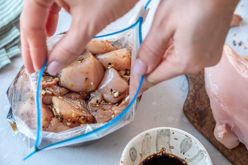 Hähnchen einfrieren und richtig wieder auftauen foodwissen.de