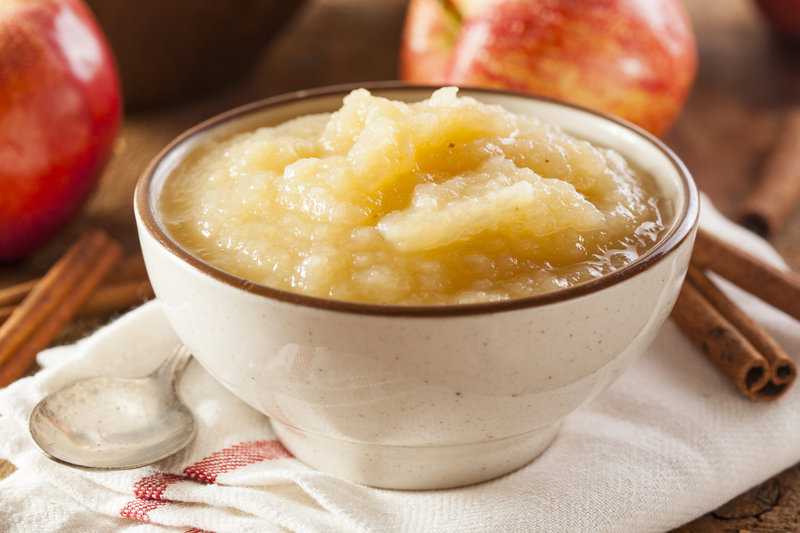 Apfelmus einkochen (einfaches Rezept &amp; geniale Tipps) - foodwissen.de
