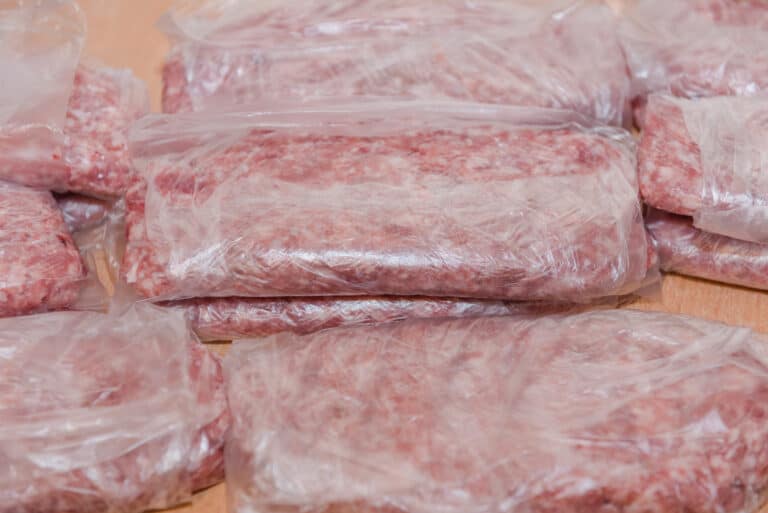 Hackfleisch einfrieren & auftauen: Alles was du wissen musst! - foodwissen.de