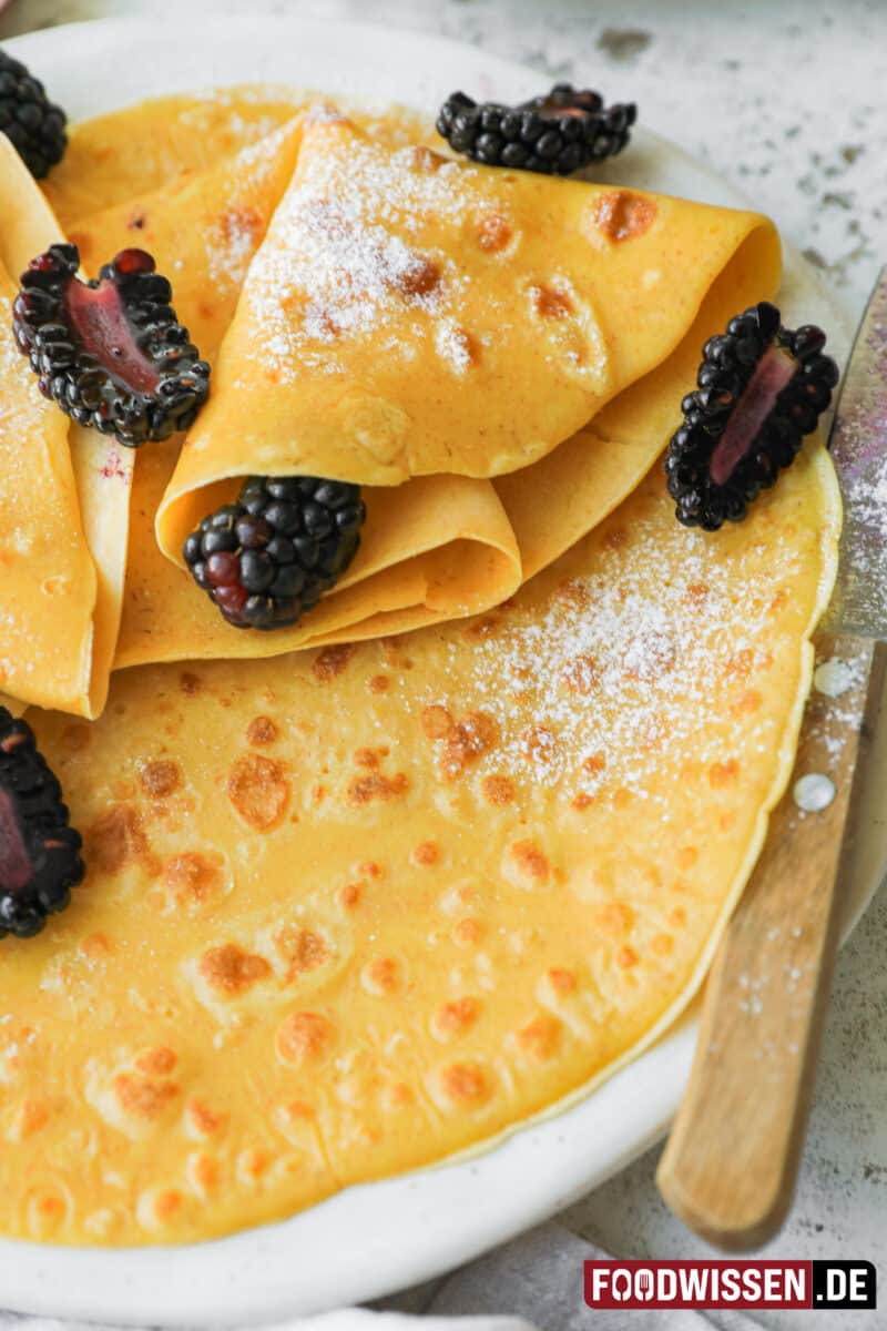 Pfannkuchen ohne Backpulver (Rezept mit Bildern) - foodwissen.de