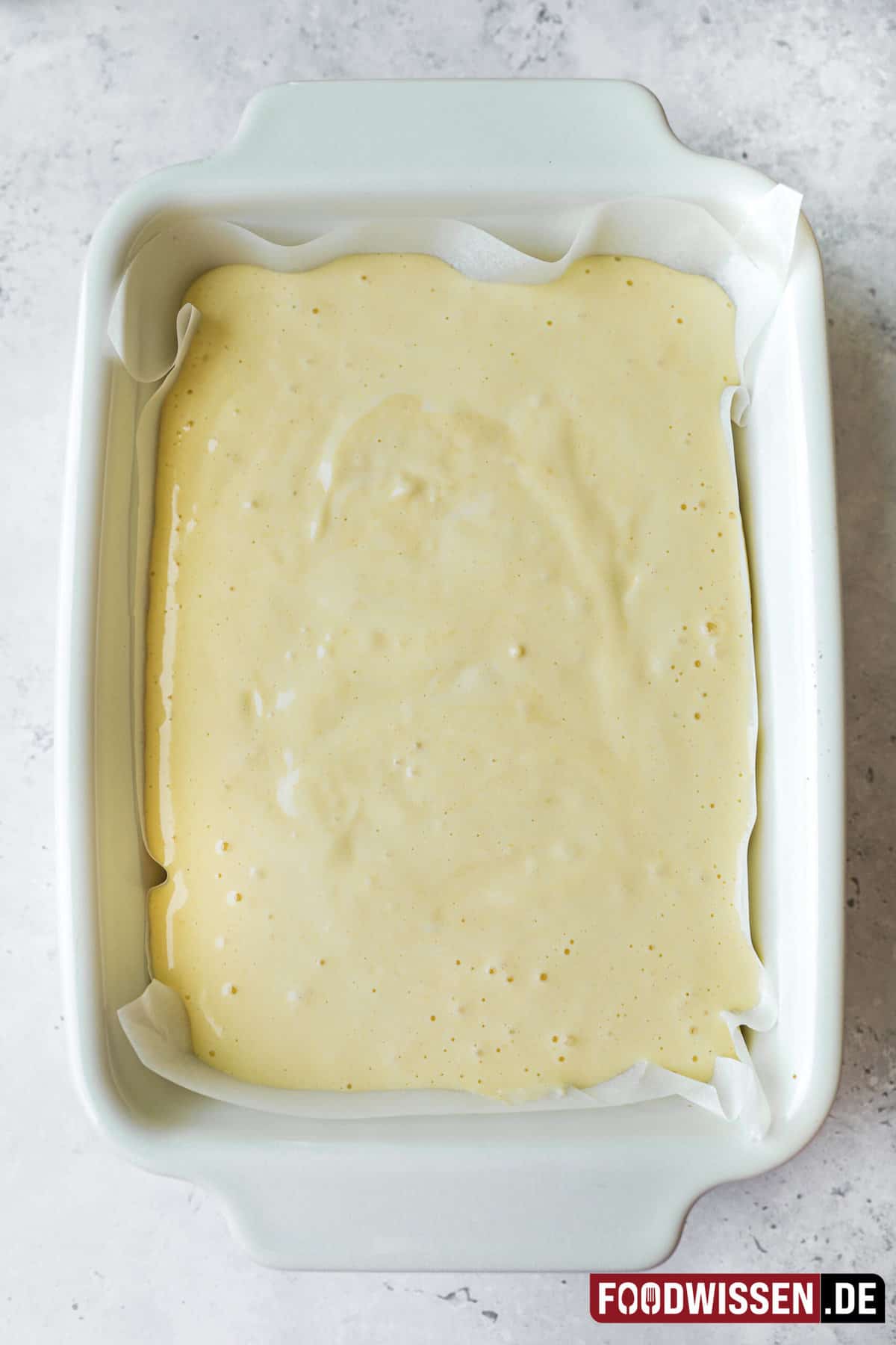 Blitz-Butterkuchen ohne Hefe (Rezept mit vielen Bildern) - foodwissen.de