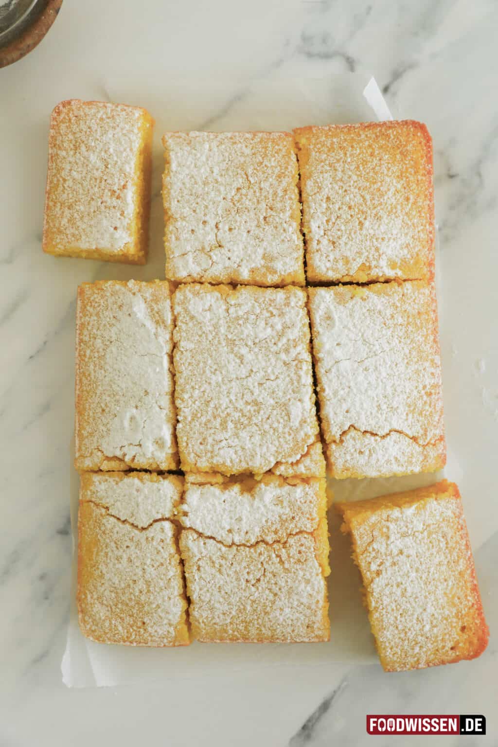 Milchkuchen (Rezept mit vielen Bildern) - foodwissen.de Milchkuchen (Rezept mit vielen Bildern) - foodwissen.de