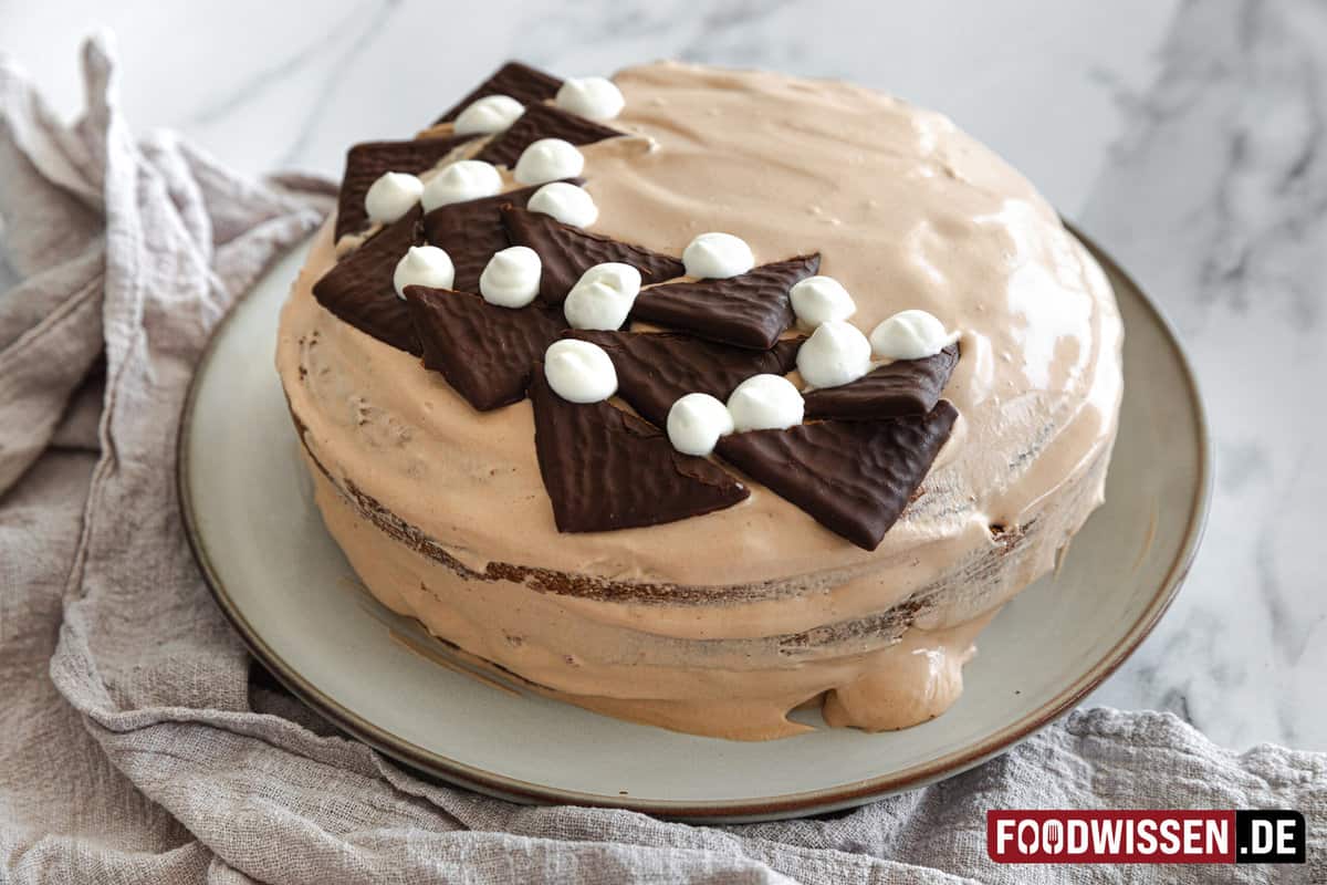 After Eight Torte (Rezept) - foodwissen.de